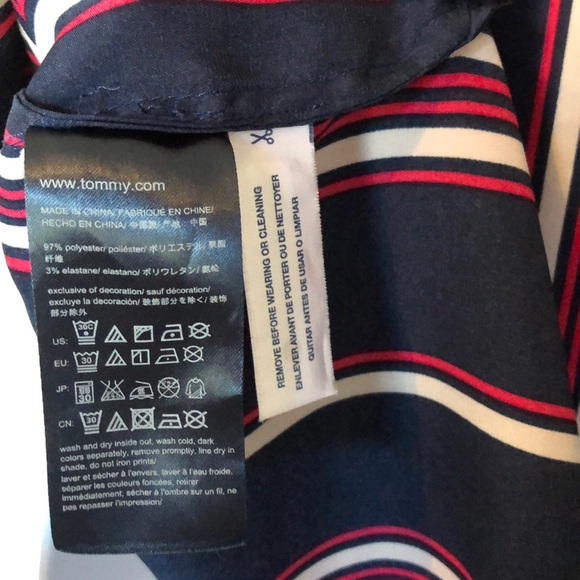 Tommy Hilfiger Keyhole Navy Blue Red White Top - Picture 7 of 8